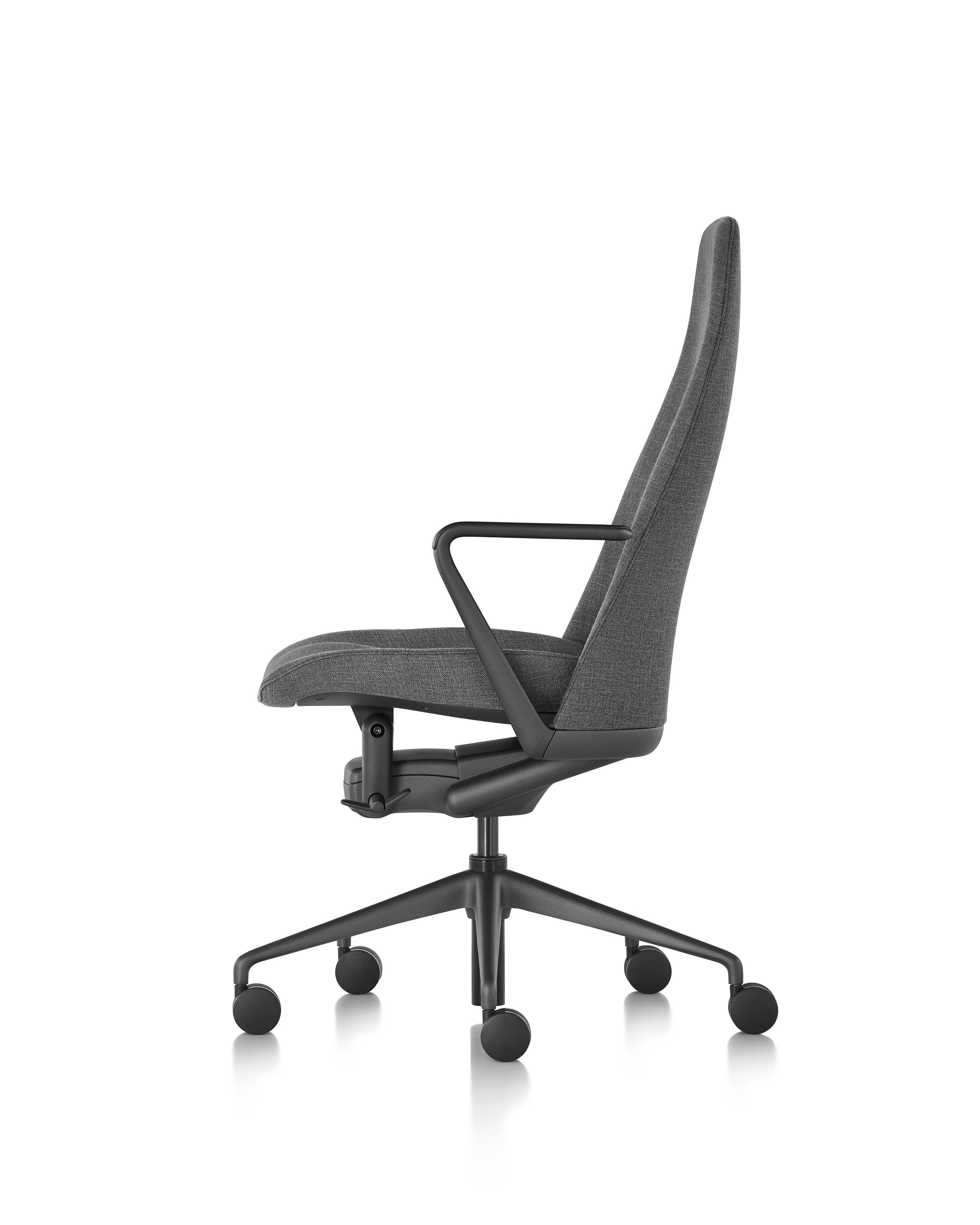 办公椅|现代真皮中班椅|办公家具|登录入口家具|锥形大班椅